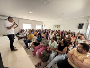 Reunião com servidores da gestão municipal reforça desempenho, valorização e competência no serviço público