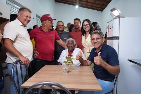 João Costa entrega primeira casa do programa Minha Casa Minha Vida Rural na localidade Mucambo.