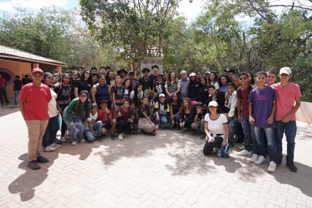 Estudantes de João Costa visitam Parque Nacional Serra da Capivara e celebram 47 anos do patrimônio.