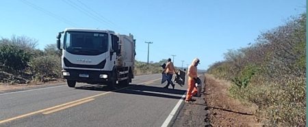 Secretaria de Meio Ambiente e Recursos Hídricos promove limpeza às margens da PI-466