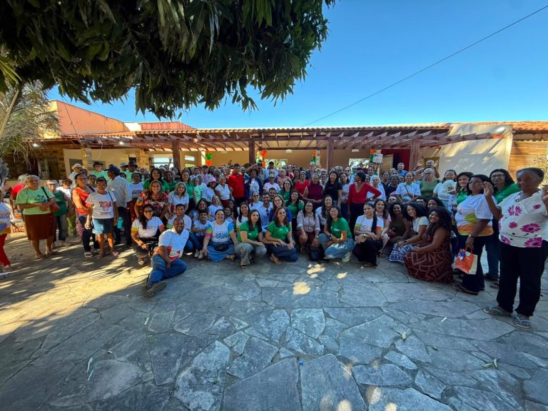 Encontro Intermunicipal dos Grupos de Idosos reúne três municípios em São Raimundo Nonato.